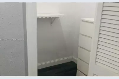 930 Benevento Ave #930, Coral Gables, FL 33146 - Photo 9