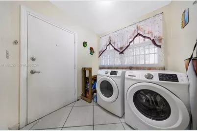 287 NW 31st St, Miami, FL 33127 - Photo 15