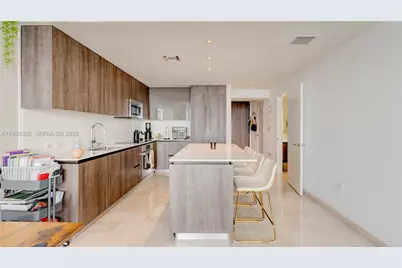 88 SW 7th St #2706, Miami, FL 33130 - Photo 19