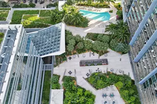 88 SW 7th St, Miami, FL 33130 - Photo 41