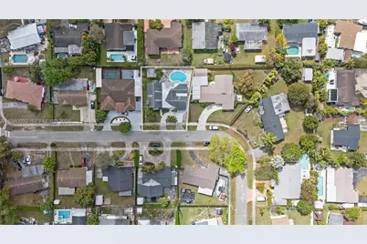 10020 SW 83rd St, Miami, FL 33173 - Photo 25