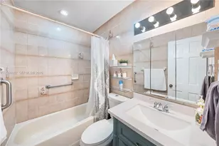 10020 SW 83rd St, Miami, FL 33173 - Photo 15