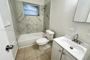 148 NW 14th Way, Dania Beach, FL 33004 - Photo 23