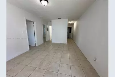 148 NW 14th Way #2, Dania Beach, FL 33004 - Photo 5