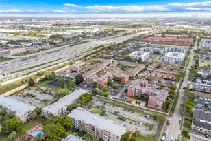 8405 NW 8th St, Miami, FL 33126 - Photo 13