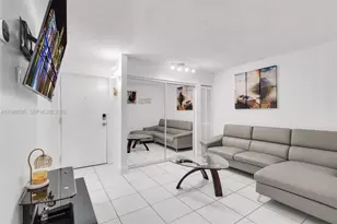 8405 NW 8th St, Miami, FL 33126 - Photo 27