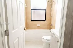 3530 W 88th St, Hialeah, FL 33018 - Photo 25