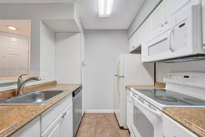 2846 S University Dr #4102, Davie, FL 33328 - Photo 23