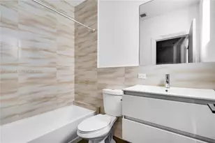 225 NW 40th Ct, Miami, FL 33126 - Photo 23