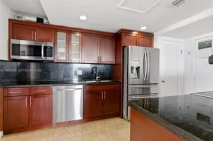 2841 NE 163rd St, North Miami Beach, FL 33160 - Photo 9