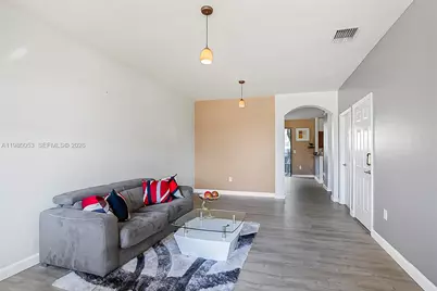 11271 SW 234th Terrace, Homestead, FL 33032 - Photo 5