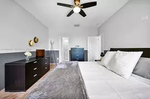 9133 Fontainebleau Blvd, Miami, FL 33172 - Photo 35