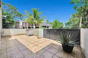 9133 Fontainebleau Blvd, Miami, FL 33172 - Photo 51