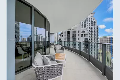 1000 Brickell Plz #3402, Miami, FL 33131 - Photo 39