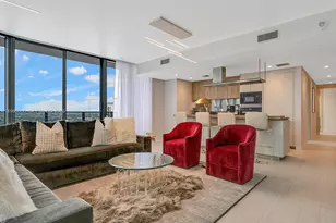 1000 Brickell Plaza, Miami, FL 33131 - Photo 5