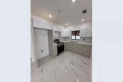 120 E 44th St, Hialeah, FL 33013 - Photo 3