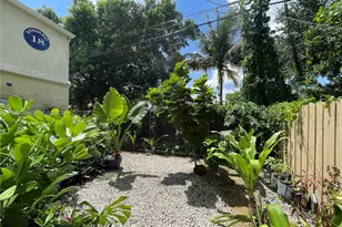 1060 NW 47th St, Miami, FL 33127 - Photo 7