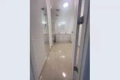 3302 Farragut St #5F, Hollywood, FL 33021 - Photo 3