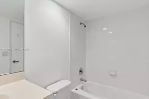 3000 S Ocean Dr, Hollywood, FL 33019 - Photo 15