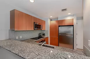 1050 Brickell Ave, Miami, FL 33131 - Photo 11