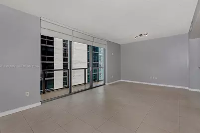 1050 Brickell Ave #2822, Miami, FL 33131 - Photo 3