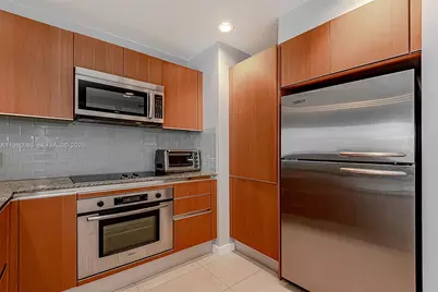 1050 Brickell Ave #2822, Miami, FL 33131 - Photo 17