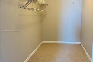 13499 Biscayne Blvd, North Miami, FL 33181 - Photo 11