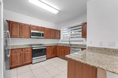 997 NE 16th Ave, Homestead, FL 33033 - Photo 11