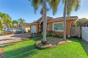 997 NE 16th Ave, Homestead, FL 33033 - Photo 1