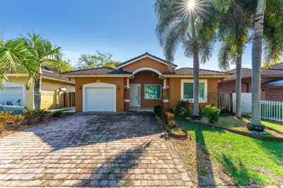 997 NE 16th Ave, Homestead, FL 33033 - Photo 3