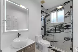 997 NE 16th Ave, Homestead, FL 33033 - Photo 15