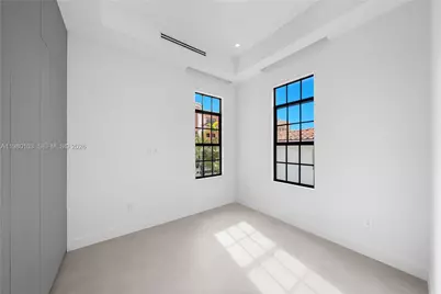 2710 S Le Jeune Rd, Coral Gables, FL 33134 - Photo 29