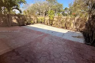 7101 SW 113th Ct, Miami, FL 33173 - Photo 7