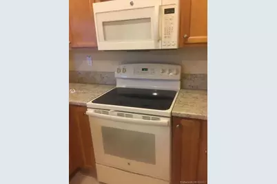 17059 SW 96 St, Miami, FL 33196 - Photo 11