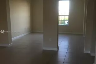 17059 SW 96th St, Miami, FL 33196 - Photo 3