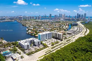 2841 NE 163rd St, North Miami Beach, FL 33160 - Photo 11