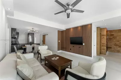 900 Biscayne Blvd #4202, Miami, FL 33132 - Photo 15