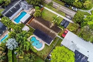 10555 SW 124th Rd, Miami, FL 33186 - Photo 29