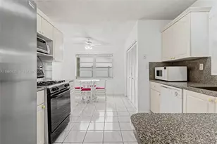 10555 SW 124th Rd, Miami, FL 33186 - Photo 11