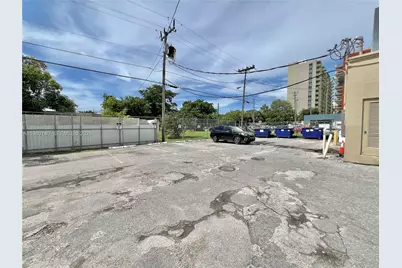 3390 SW Coral Way, Miami, FL 33142 - Photo 13