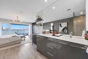 3927 NE 171 St, North Miami Beach, FL 33160 - Photo 25