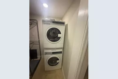 861 SE 22nd Ave #4, Pompano Beach, FL 33062 - Photo 15