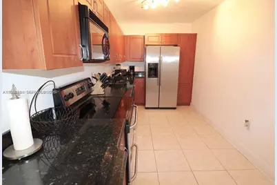 401 69th St #404, Miami Beach, FL 33141 - Photo 9