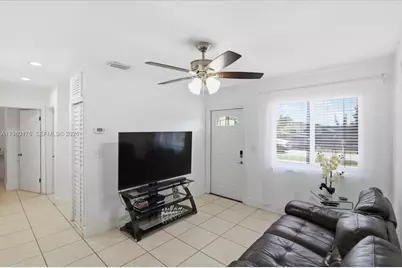14375 SW 285th St, Homestead, FL 33033 - Photo 9