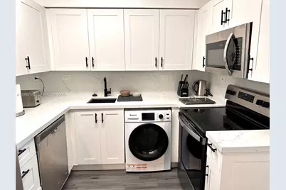 1500 Bay Rd #234S, Miami Beach, FL 33139 - Photo 9