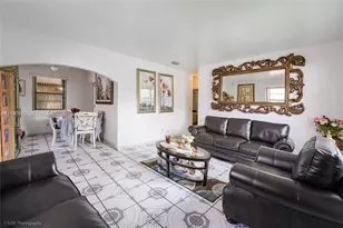 560 NW 97th St, Miami, FL 33150 - Photo 7