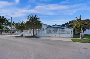 1520 SW 86th Ct, Miami, FL 33144 - Photo 3