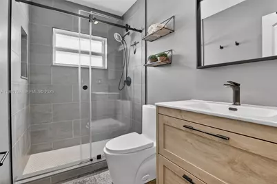 8008 NW 101st Ave, Tamarac, FL 33321 - Photo 21
