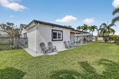 8008 NW 101st Ave, Tamarac, FL 33321 - Photo 33