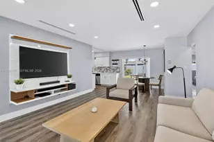 8008 NW 101st Ave, Tamarac, FL 33321 - Photo 9